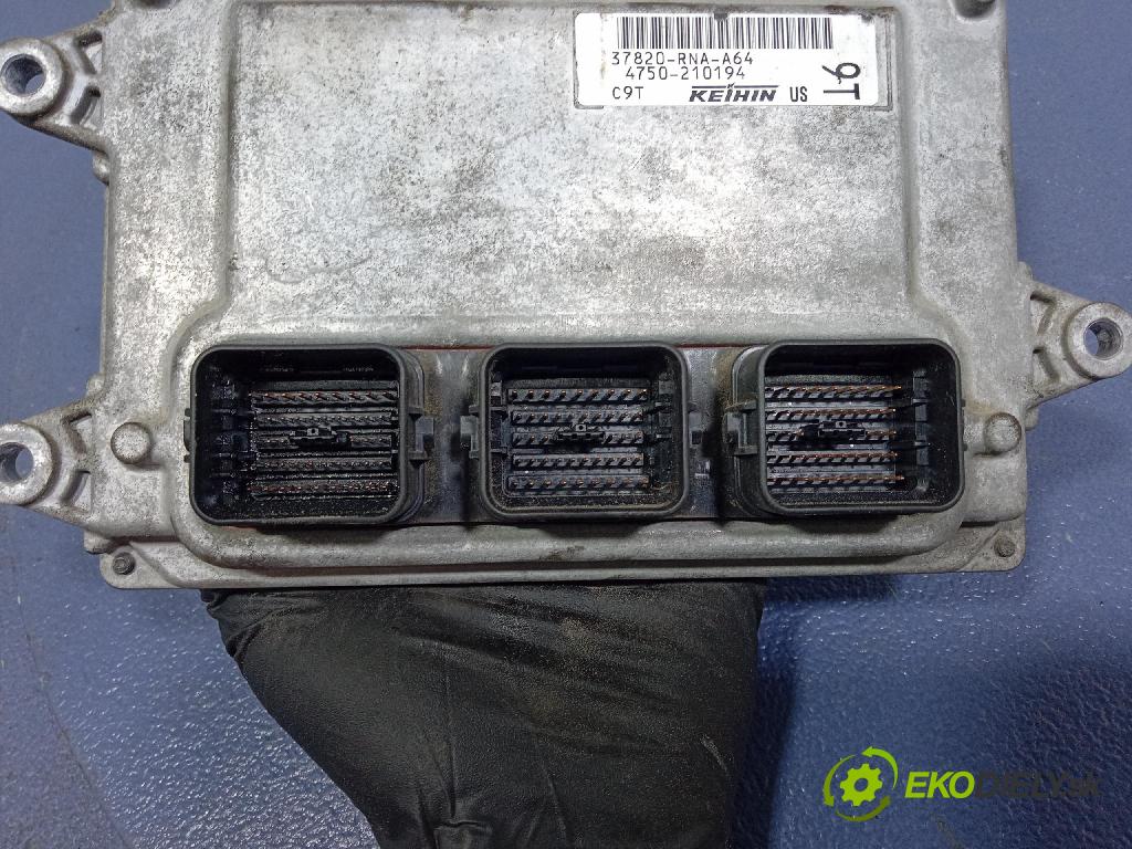 Honda Civic 2007 riadiaca jednotka Motor: 37820-RNA-A64