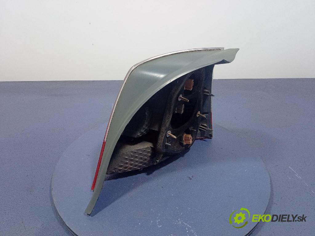 Honda Civic 1.4 2004 svetlo / reflektor zad ľavá Vonkajsia: