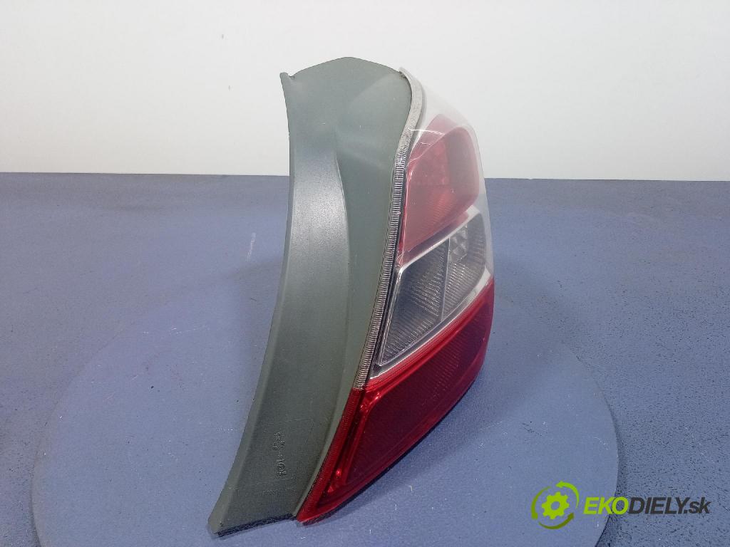 Honda Civic 1.4 2004 svetlo / reflektor zad Prava: Vonkajsia: