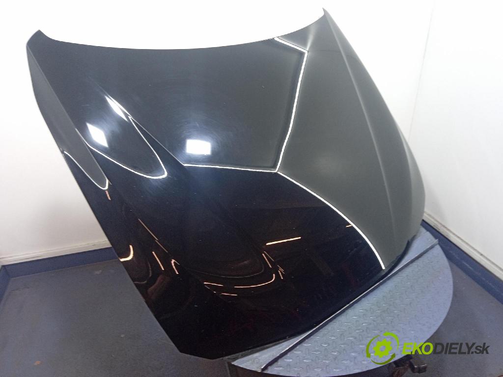 Bmw Seria 3 2018 kapota přední:
