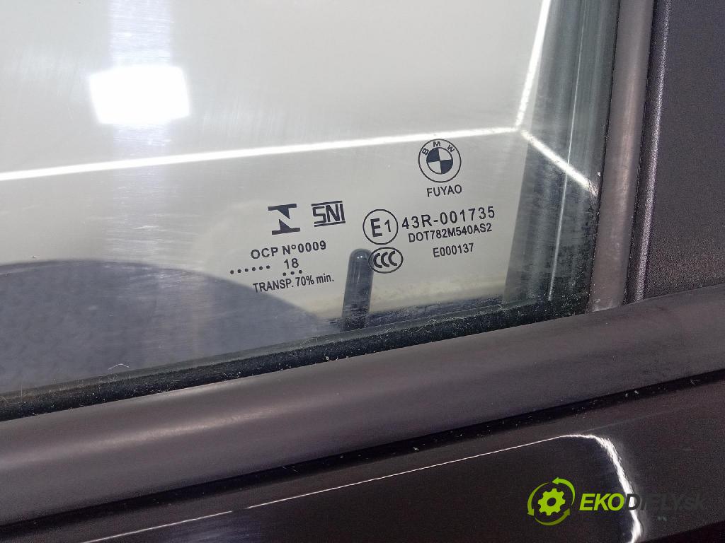 Bmw Seria 3 2018 dvere Predné Vľavo: