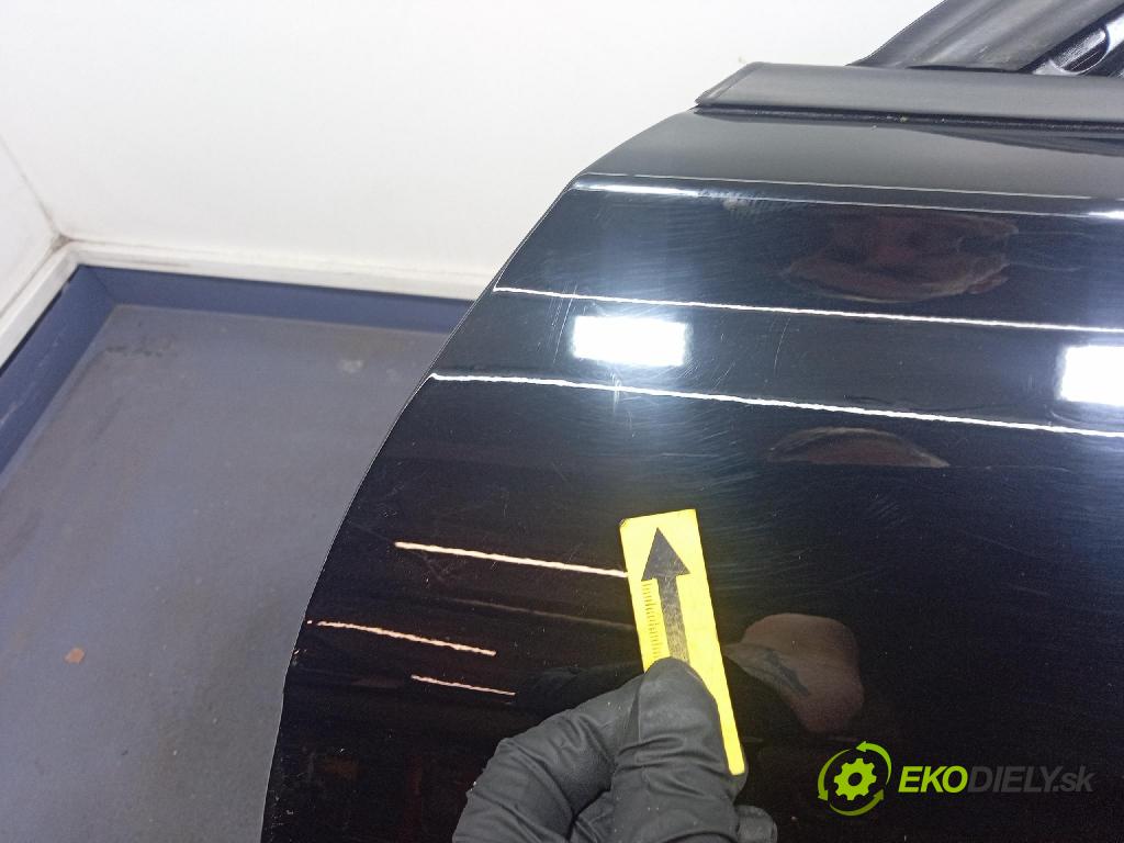 Bmw Seria 3 2018 dvere Predné Vľavo: