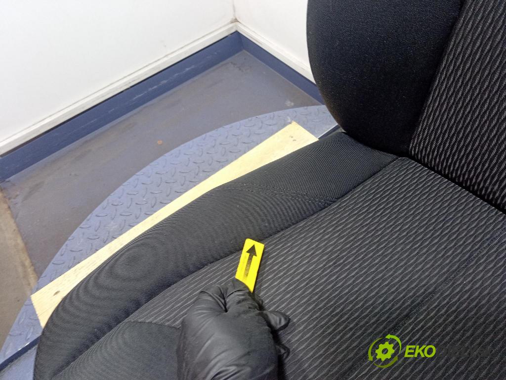 Bmw Seria 3 2018 Sedačka Ovládače: