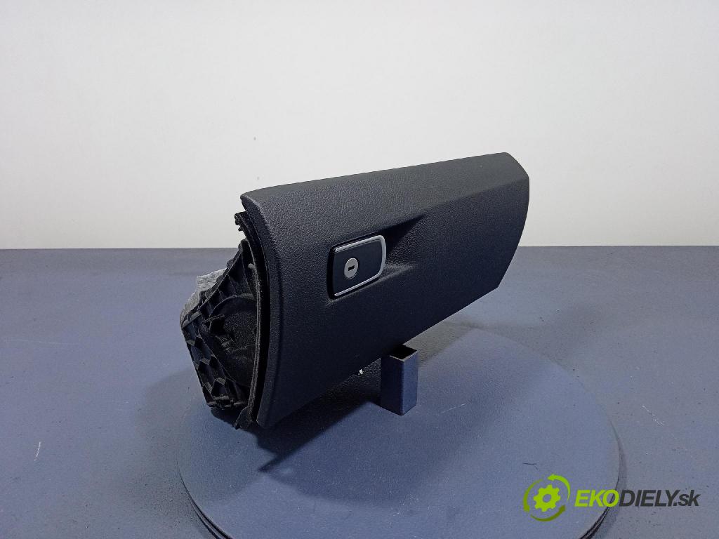 Bmw Seria 3 2018 kastlík 72758410