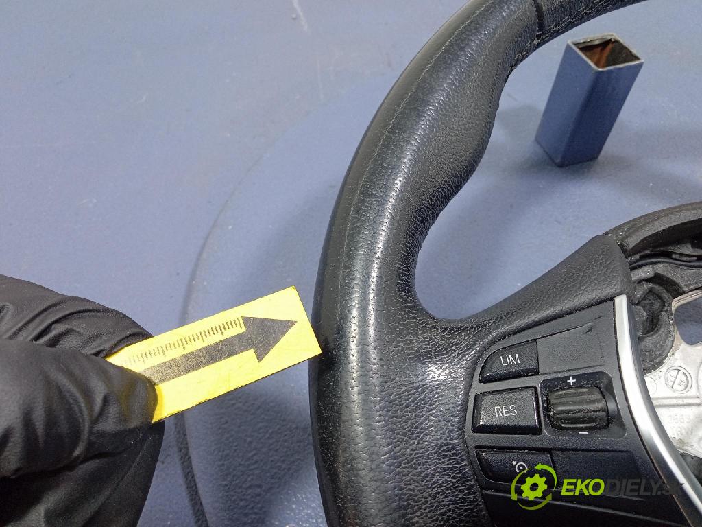 Bmw Seria 3 2018 volant 62560150