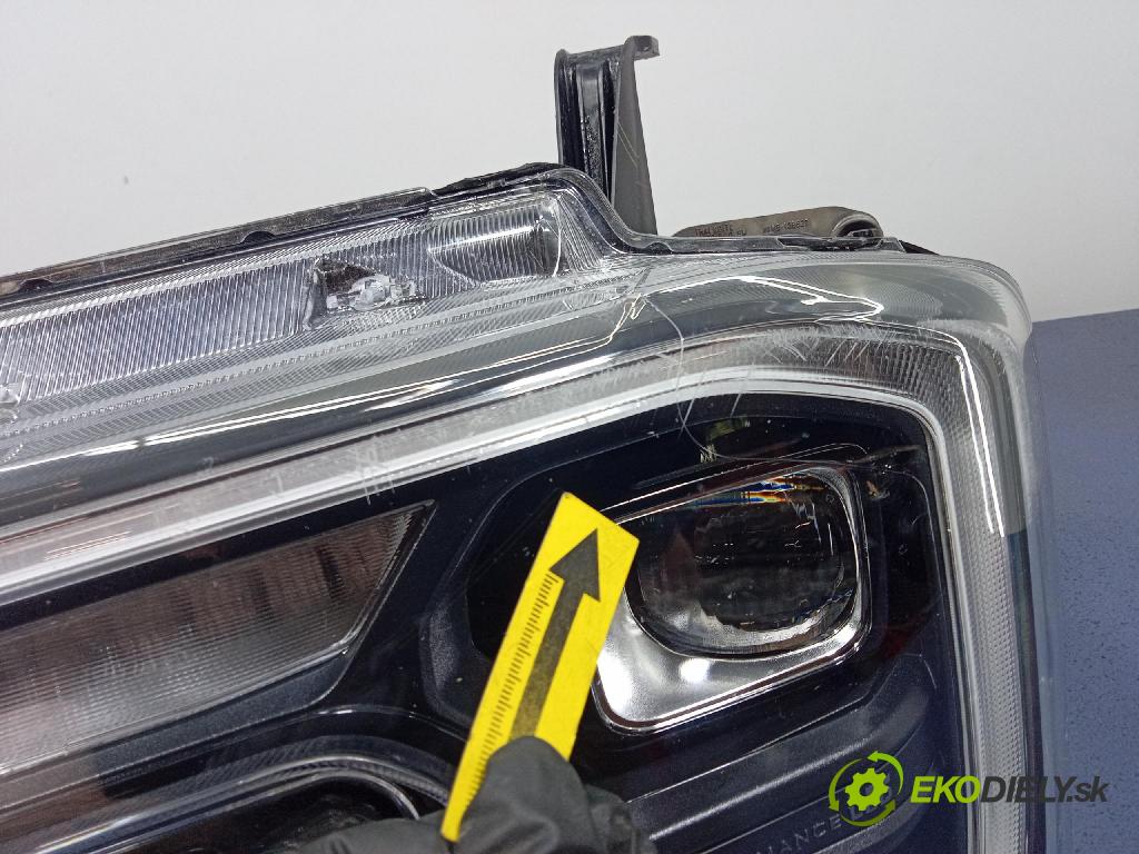 Ford Ranger 0 Reflektor: Vľavo: N1WB-13E017-AH
