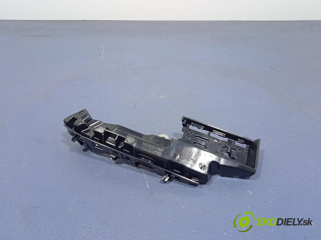 Skoda Octavia 0 Upevnění: narazník 5E3807041