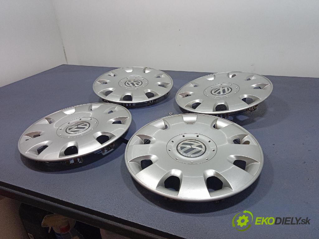 Vw Golf 2005 puklica kola: 1T0601147