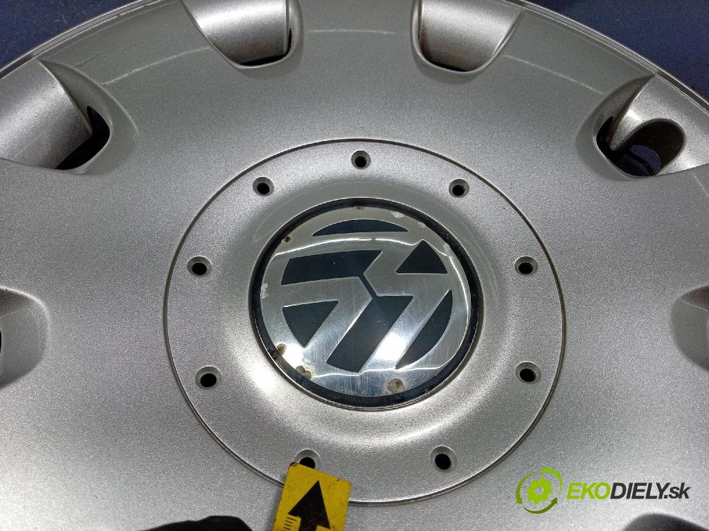 Vw Golf 2005 puklica kola: 1T0601147