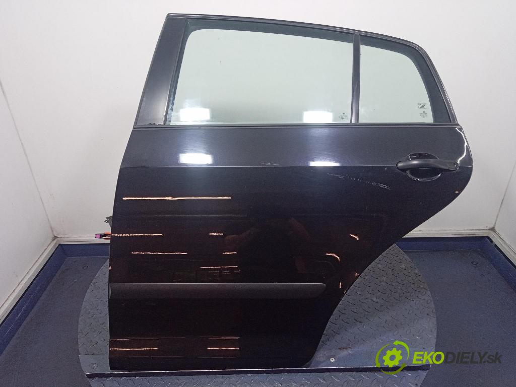 Vw Golf 2005 dvere zad Vľavo: