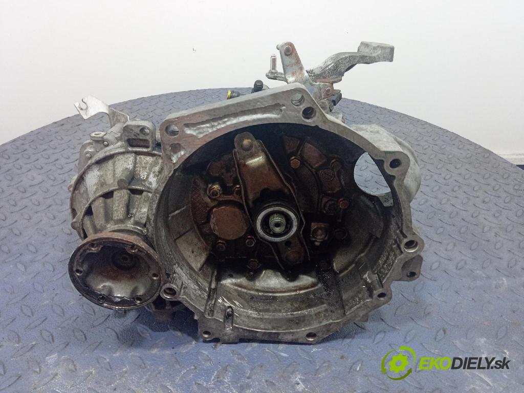 Vw Golf 2005 prevodovka Manualna HNV