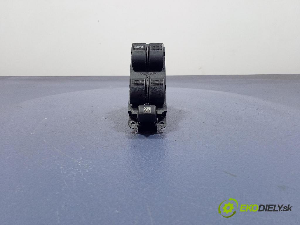Mazda Mazda 2 2004 Přepínač Sklenka: DD1066350