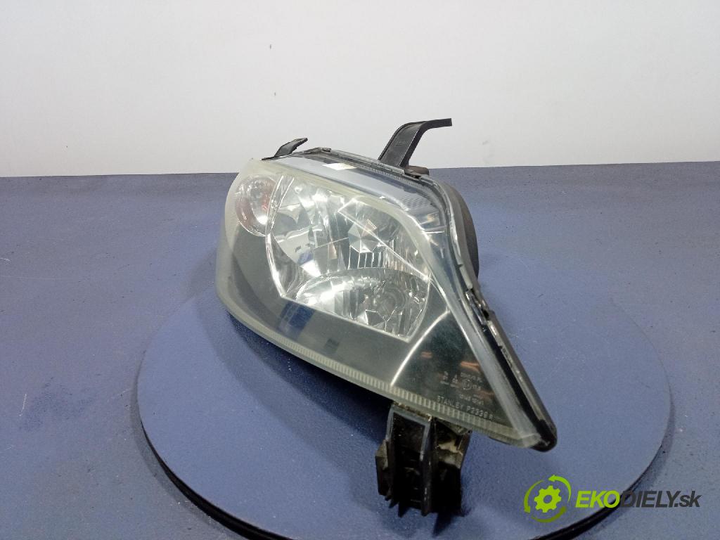 Mazda 2 2004 světlo v pravo: 3M71-13W029-AF