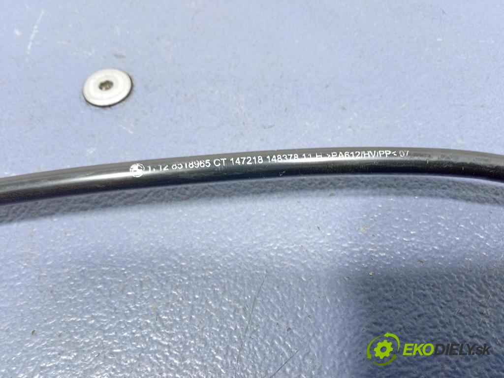 Bmw Seria 3 2018 rúrka Chladič: 8518965