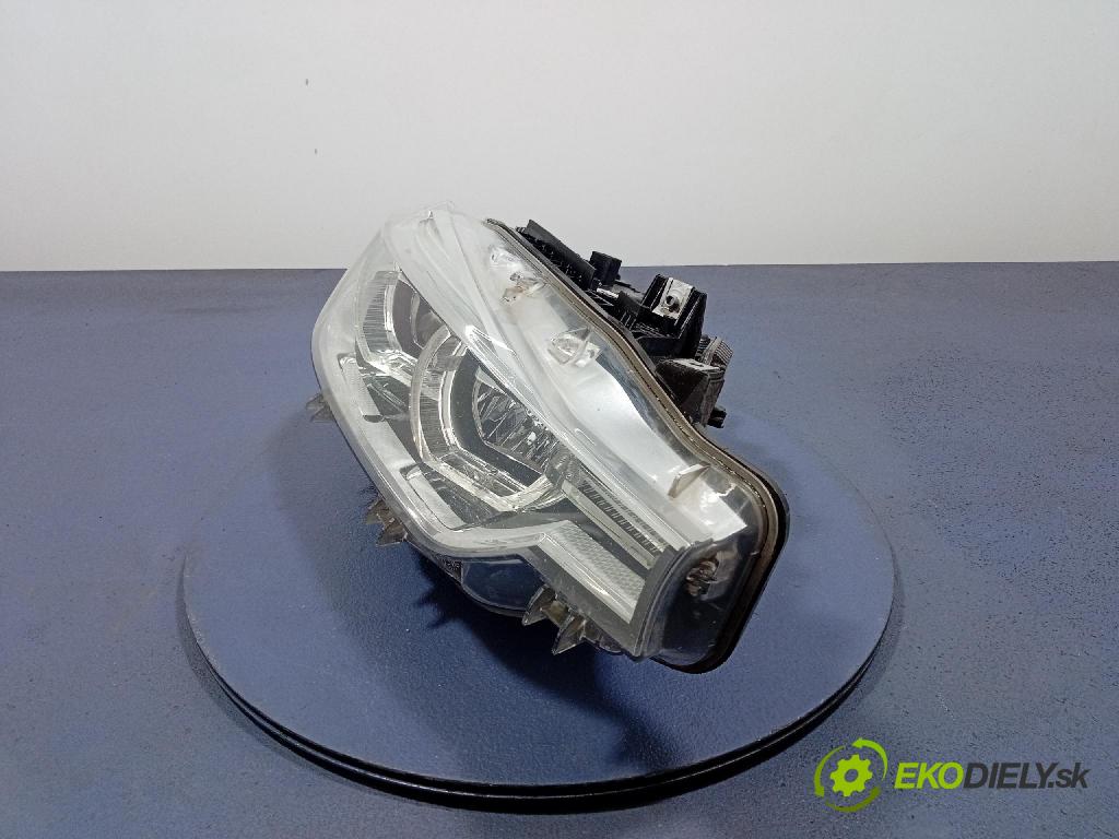 Bmw Seria 3 2018 světlo v pravo: 8738712