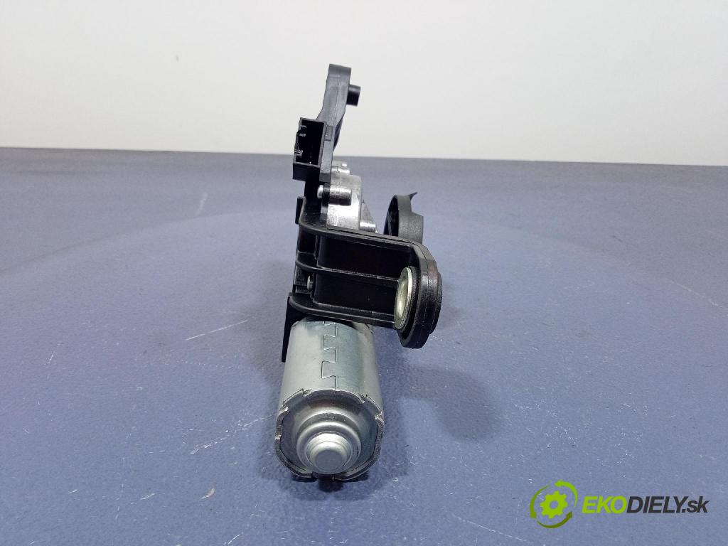 Bmw Seria 3 2018 motorek Stěrače: Zad: 7311415