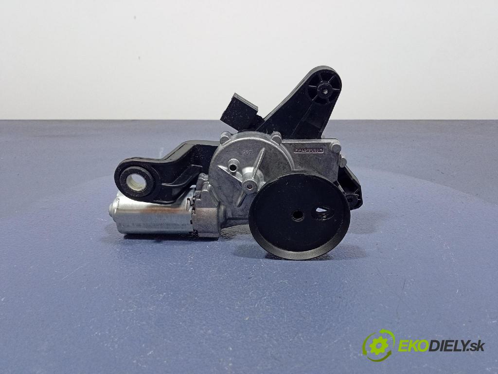 Bmw Seria 3 2018 motorek Stěrače: Zad: 7311415