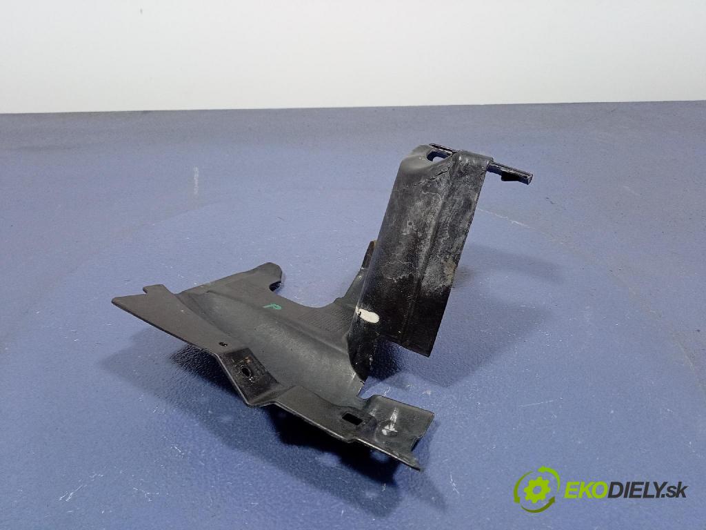 Bmw Seria 3 2018 kryt Plast: podvozek: 7274858