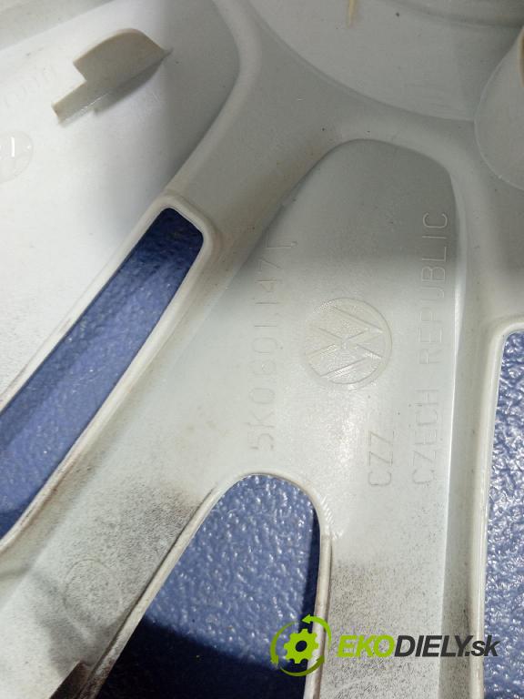 Volkswagen Passat 1999 puklica kola: 5K0601147