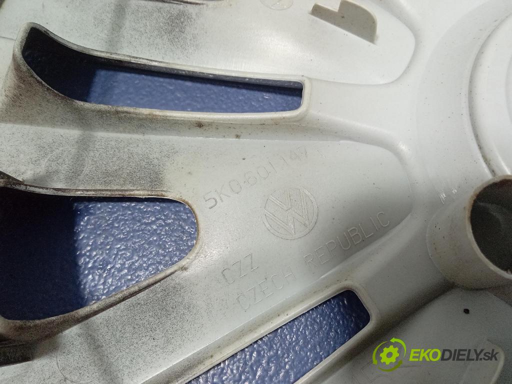 Volkswagen Passat 1999 puklica kola: 5K0601147