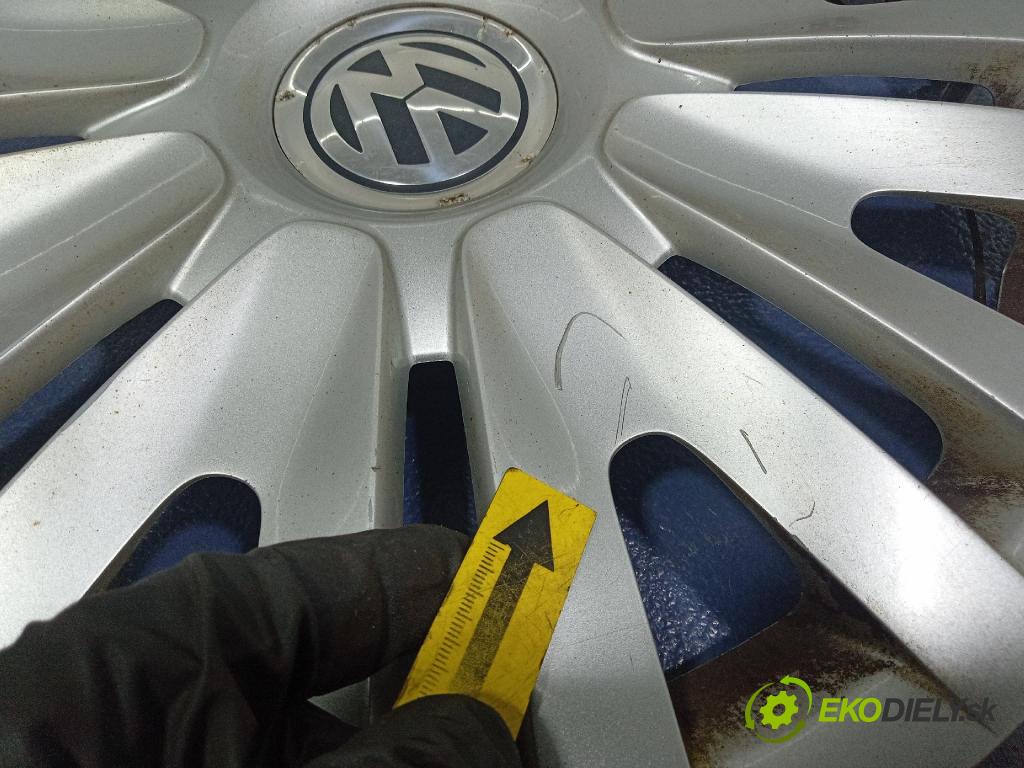 Volkswagen Passat 1999 puklica kola: 5K0601147