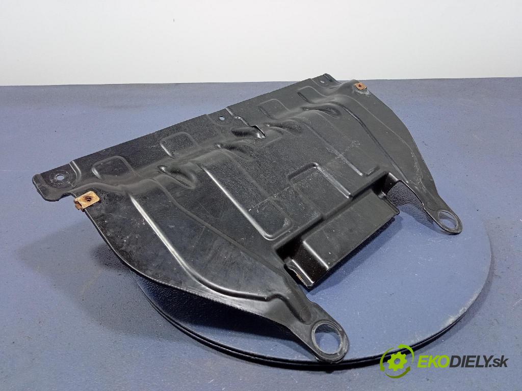 Bmw Seria 3 2018 kryt Plast: podvozek: 6850067