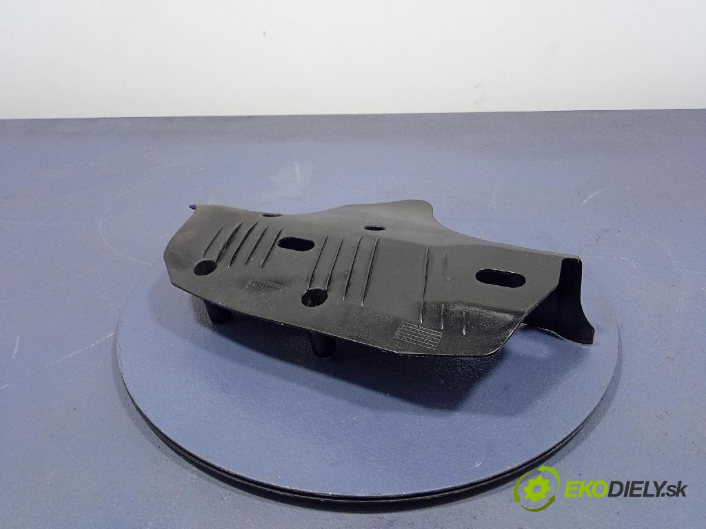 Bmw Seria 3 2018 kryt Plast: podvozek: 6796138