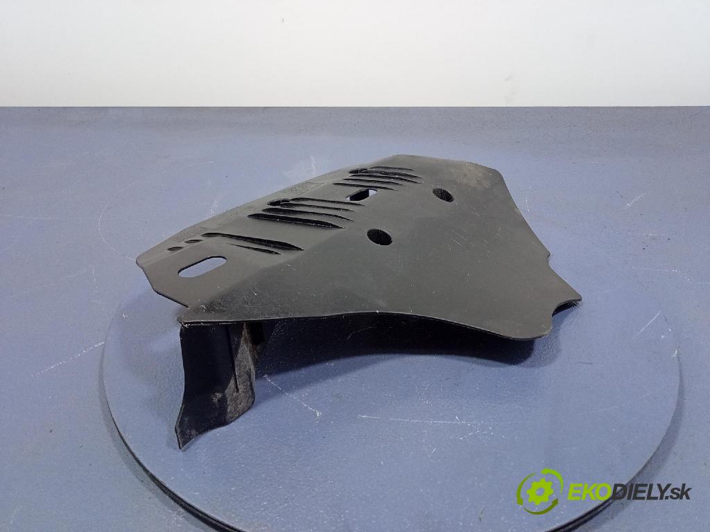 Bmw Seria 3 2018 kryt Plast: podvozek: 6796138