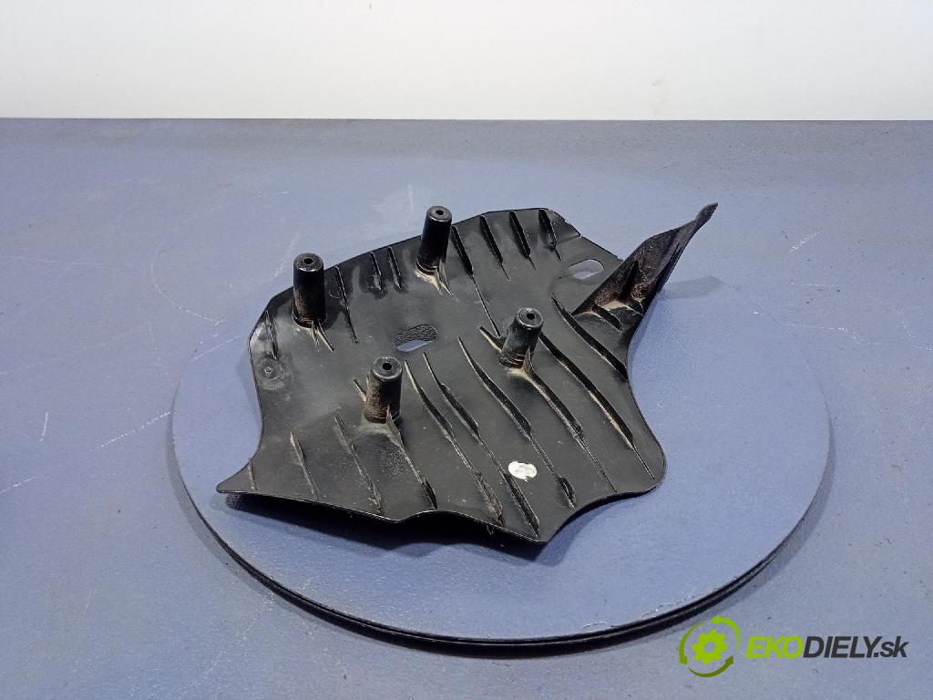 Bmw Seria 3 2018 kryt Plast: podvozek: 6796138