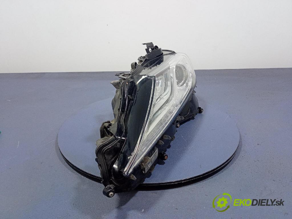 Toyota Camry 0 Reflektor: Vľavo: