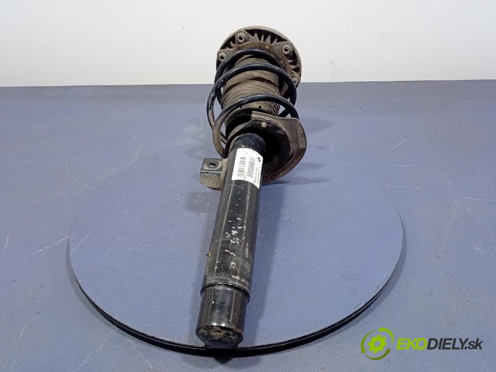 Bmw Seria 3 2018 tlumič před Lewy. 6873823