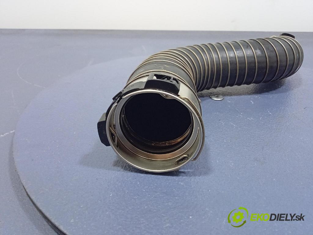 Bmw Seria 3 2018 trubka Vzduch: 1188414