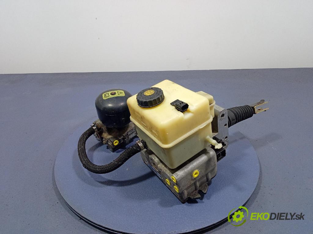 Land rover Range rover 1998 servo Brzdy: 4684130110
