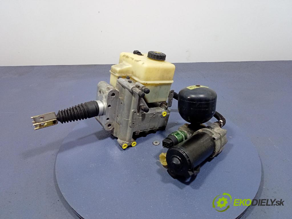 Land rover Range rover 1998 servo Brzdy: 4684130110