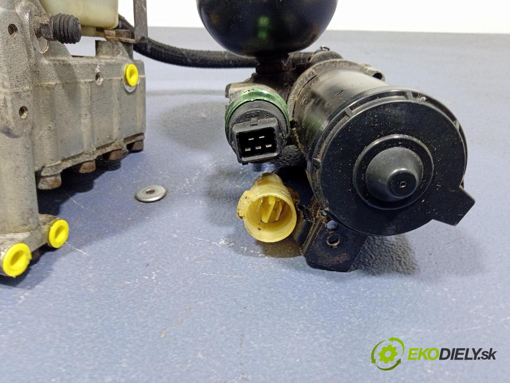 Land rover Range rover 1998 servo Brzdy: 4684130110
