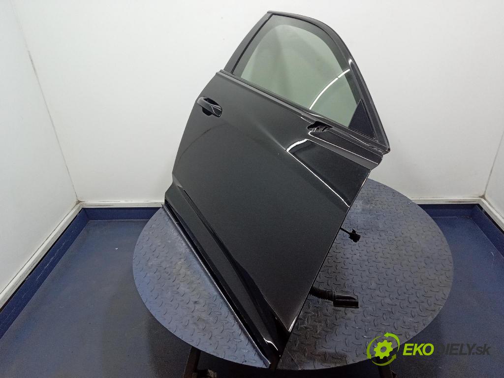 Audi A6 2021 dvere Predné pravé