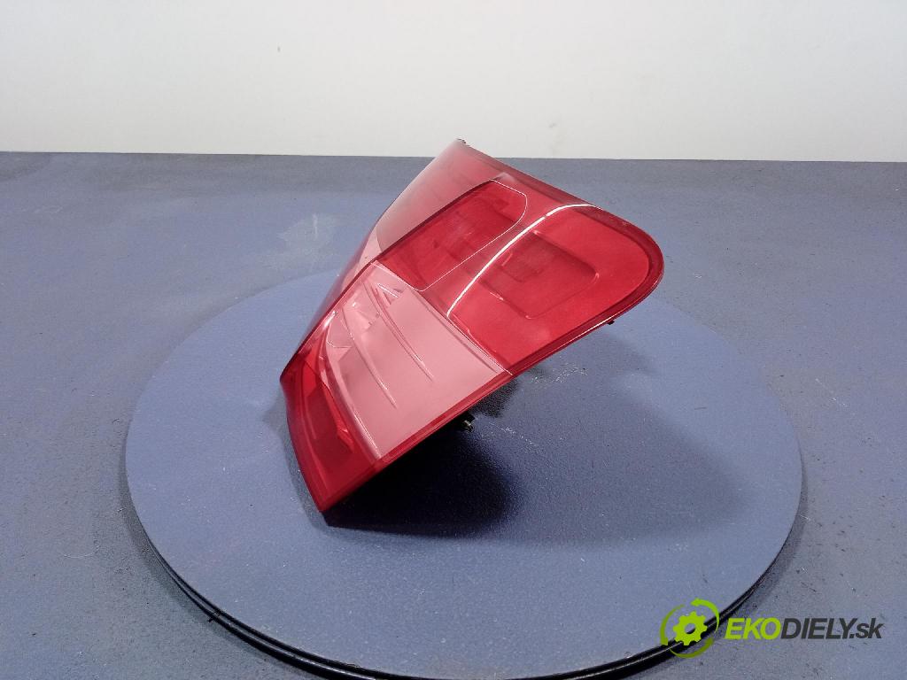 Citroen C5 2008 svetlo / reflektor zad Prava: Vonkajsia: 9681063680