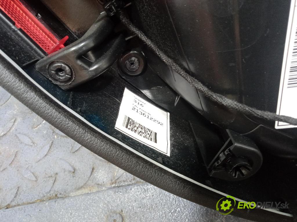 Audi A6 2021 Čalounictví: dvere zad Prava: 4K0868068