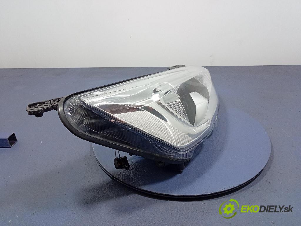 Ford Focus 0 Reflektor: v pravo: JX7B-13W029-AE