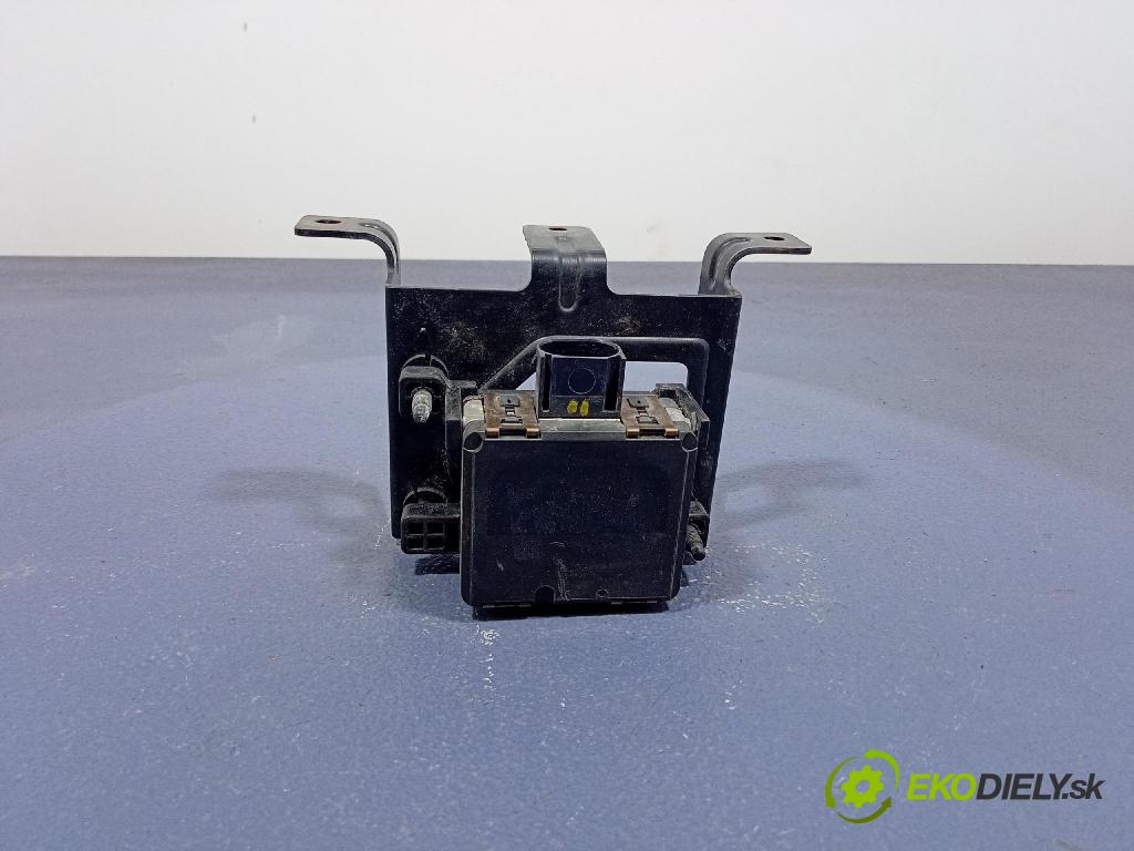 Hyundai I 30 0 Radar: G3964-00211