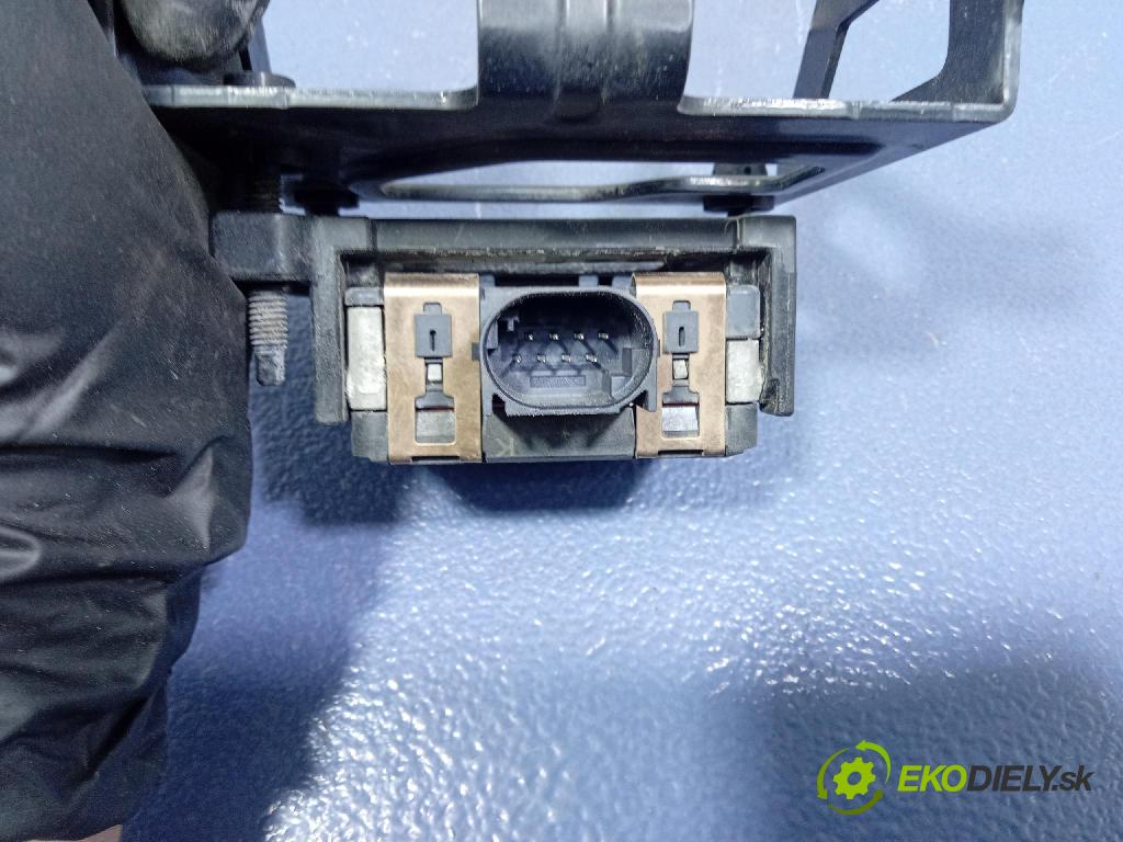 Hyundai I 30 0 Radar: G3964-00211