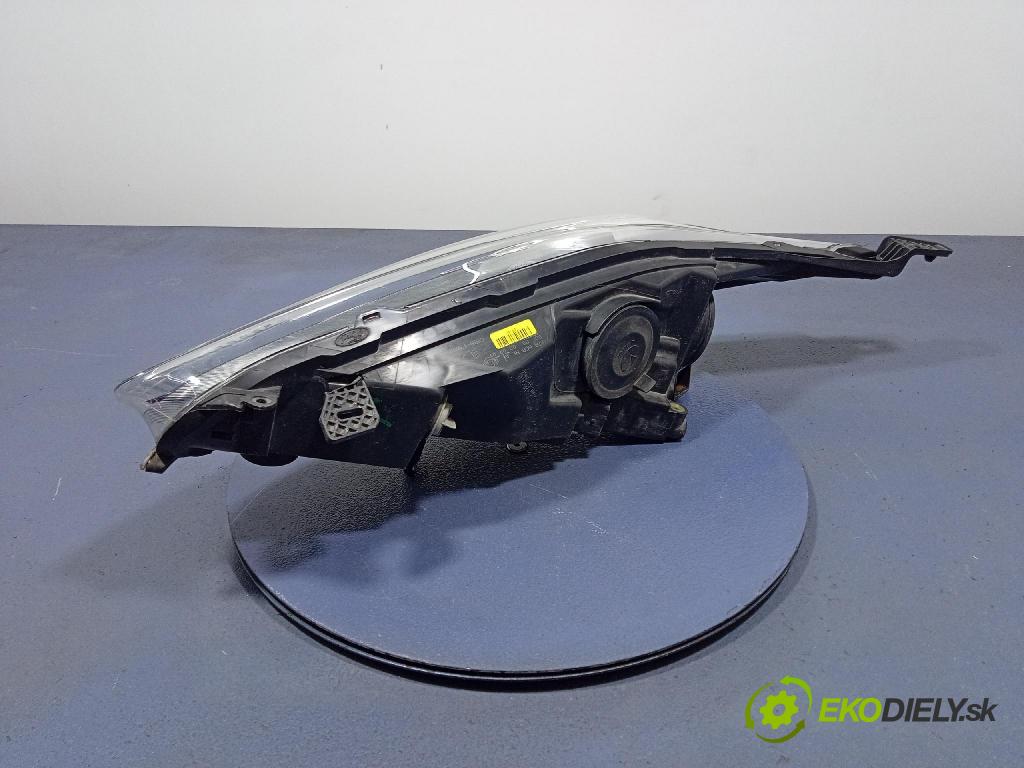 Ford Fiesta 0 Reflektor: v pravo: C1BB-13W029-AG