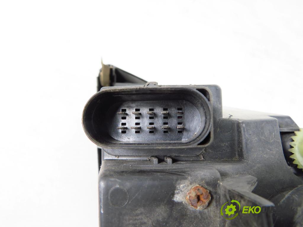 FORD GALAXY (WGR) MINIVAN 2001 85,00 1.9 TDI PD 115 - AUY 1896,00 Svetlo PP 0301183202 ; 7M5941016L ; YM2113006EH