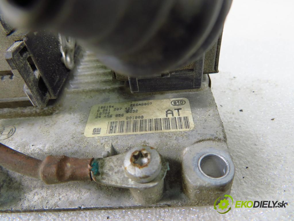 OPEL ASTRA G liftback (T98) LIFTBACK 2001 55,00 1.2 16V - Z 12 XE 1199,00 Riadiaca jednotka Motor 0261207425 ; 24456866