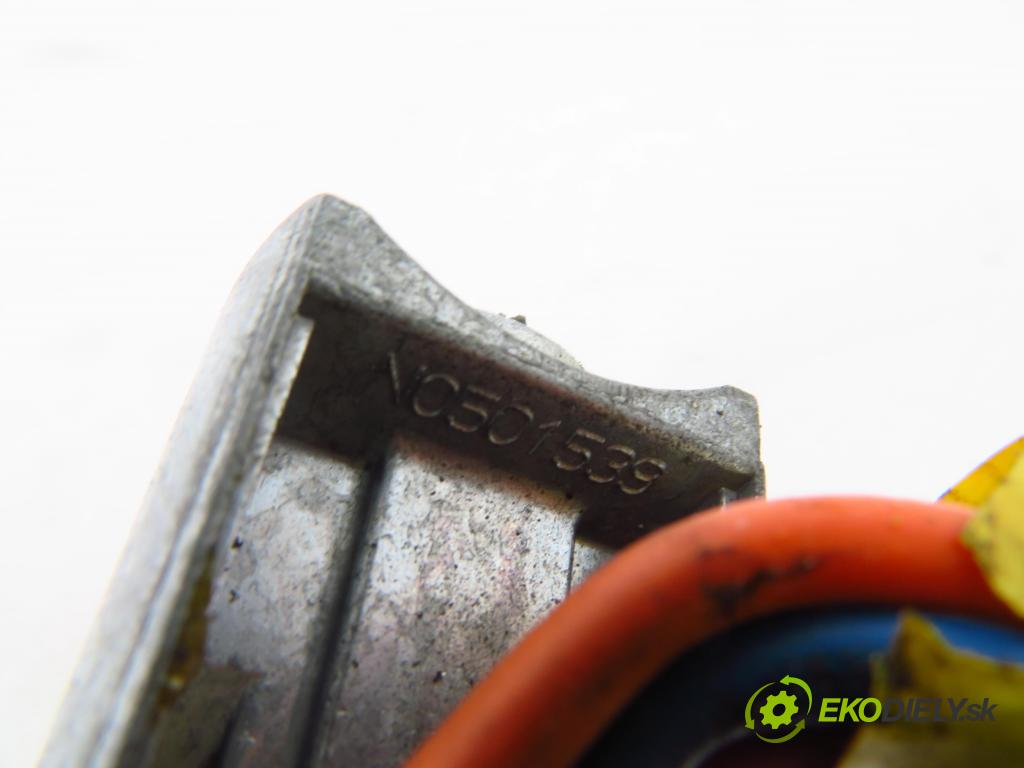 PEUGEOT 206 liftback (2A/C) LIFTBACK 2004 50,00 1.4 HDi 8V 70 - 8HX 1398,00 spinačka N0501539  (Spínacie skrinky a kľúče)