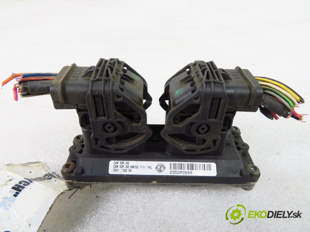 FIAT PUNTO (188_) HB 2002 44,00 1.2 60 - 188 A4.000 1242,00 Riadiaca jednotka Motor IAW59FM2 ; 6160038904