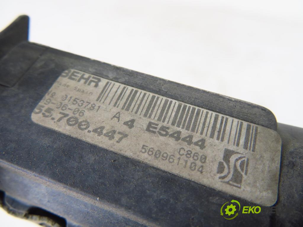 FIAT GRANDE PUNTO (199_) HB 2006 70,00 1.4 16V 95 - 199 A6.000 1368,00 chladič vody 55700447 ; 560961104