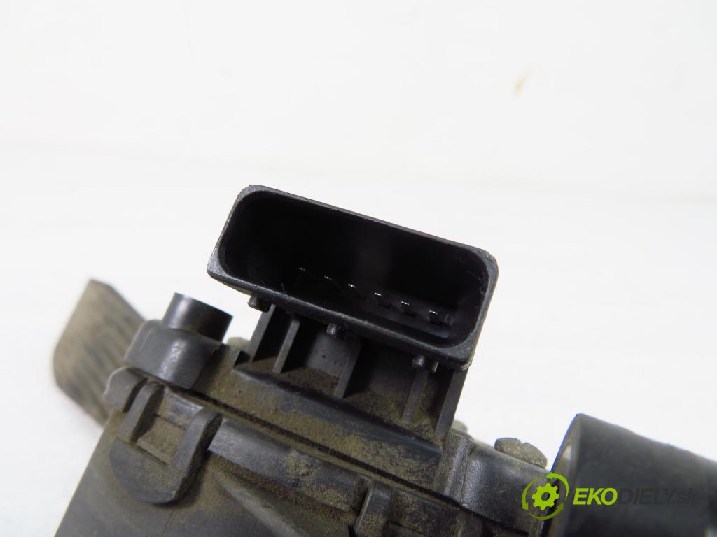 OPEL ASTRA G liftback (T98) HB 2003 62,00 1.6 8V - Z 16 SE 1598,00 Potenciometer plynu 9157998 ; 6PV00811200 (Pedále)