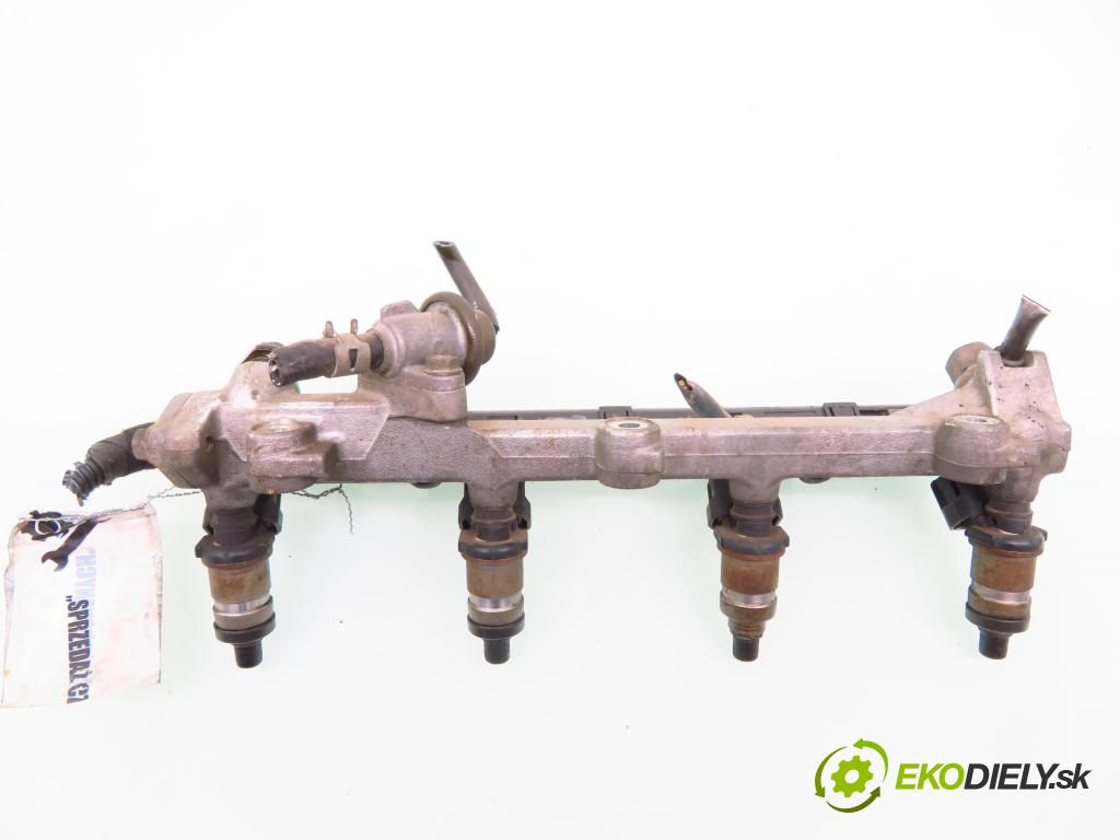 HONDA ACCORD V (CE, CF_) SEDAN 1996 96,00 2.0 i LS (CE8) - F20Z1 1997,00 Lišta vstrekovacia  (Vstrekovacie lišty)