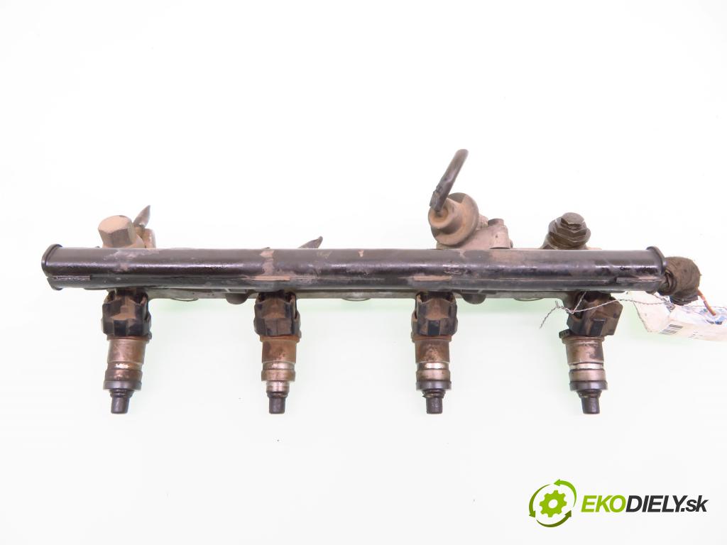 HONDA ACCORD V (CE, CF_) SEDAN 1996 96,00 2.0 i LS (CE8) - F20Z1 1997,00 Lišta vstrekovacia  (Vstrekovacie lišty)